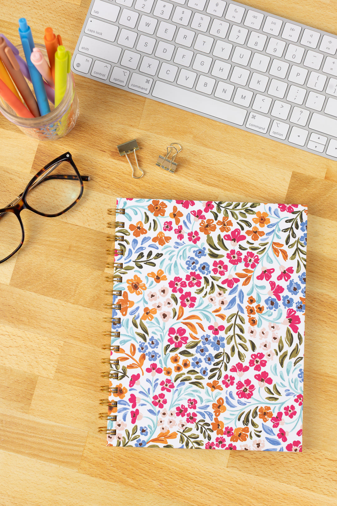 FLORAL FILIGREE
HARDCOVER SPIRAL NOTEBOOK, 7X9"